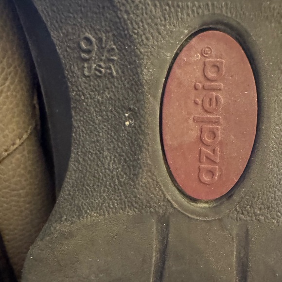 AZALEIA Mary Janes - Picture 3 of 9